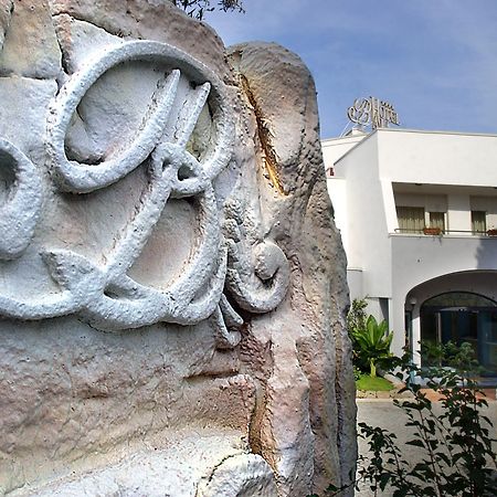 Hotel Baia 팔리누로 외부 사진